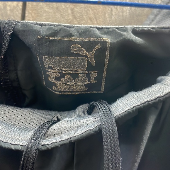 Puma shorts - Picture 3 of 4